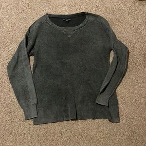 AMERICAN EAGLE SWEATER SIZE M